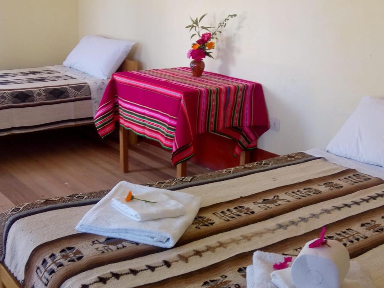 Llachon Hospedaje Y Restaurante Saywa מראה חיצוני תמונה